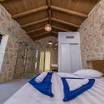 Mega Lithari Corfu Luxury *