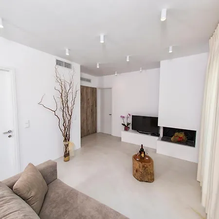 Mega Lithari Corfu Luxury מלון Kavvadades