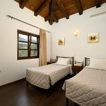 Mega Lithari Corfu Luxury Villa Kavvadades