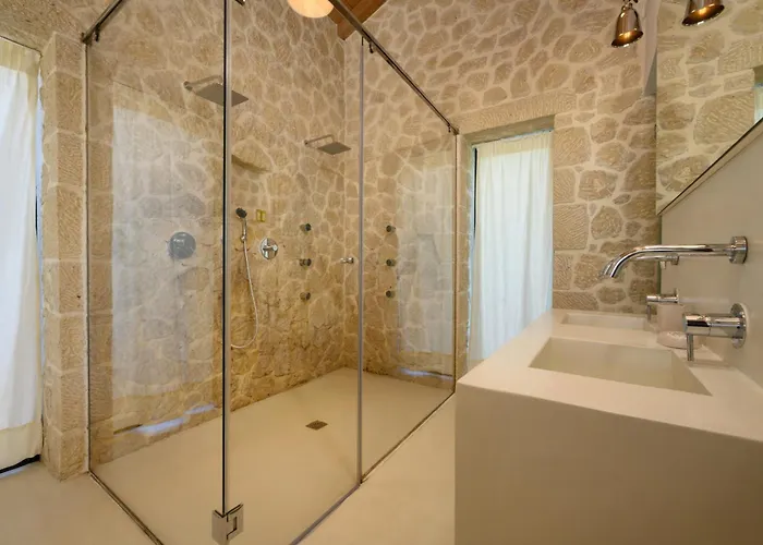 Mega Lithari Corfu Luxury * Kavvadades