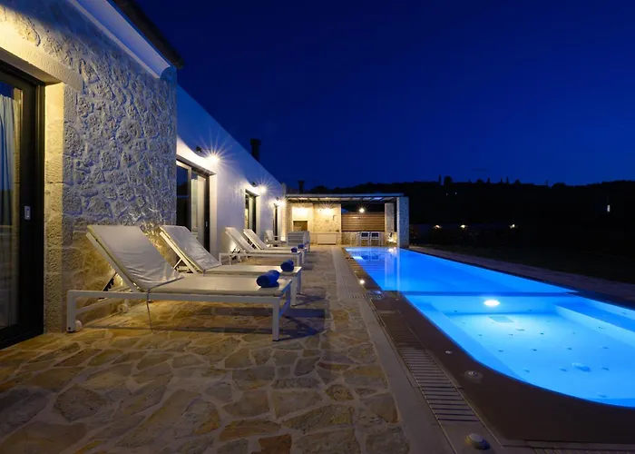 Hotell Mega Lithari Corfu Luxury *